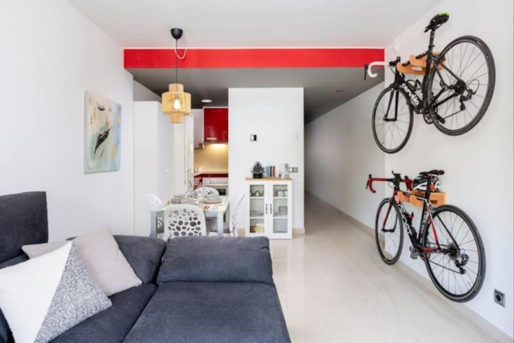 Acogedor Apartamento Cerca Del Casco Antiguo 지로나 외부 사진
