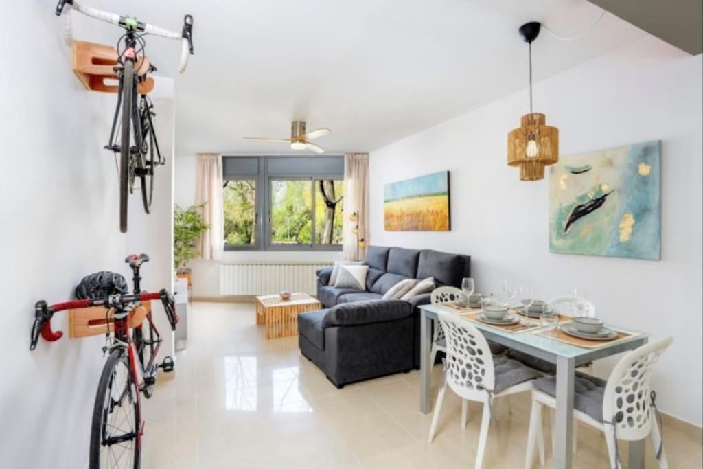 Acogedor Apartamento Cerca Del Casco Antiguo 지로나 외부 사진